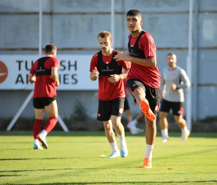 Diğer Futbolculara Örnek Olsun!