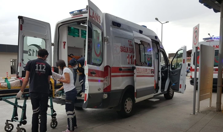 Erzincan-Sivas Karayolunda Meydana Gelen Kazada 4 Kişi Yaralandı