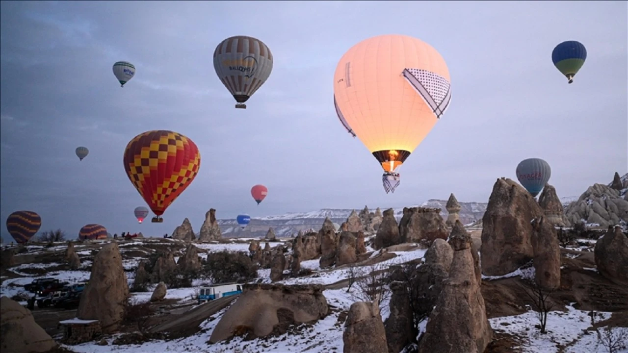 Kapadokya'da &quot;Barış Balonu&quot; Gazze halkına destek için uçtu