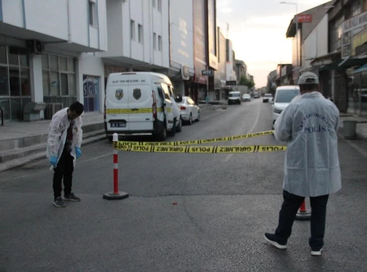 Kıraathane Kavgasında Vurulan Polis Şehit Oldu 