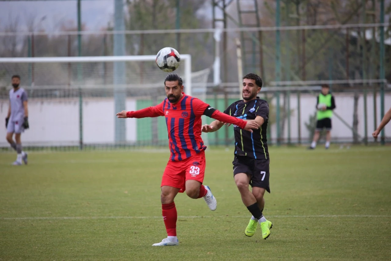 Malatya'da 3 Puan Sivas Dört Eylül'ün