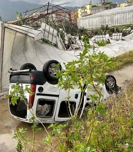 Mersin'de Fırtına