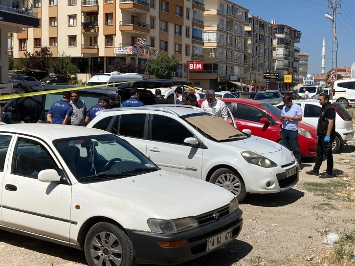 Önce Eşini Sonra Kendini Öldürdü