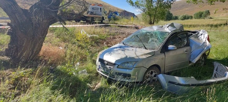 Otomobilin Ağaca Çarptığı Kazada 1 Bebek Hayatını Kaybetti