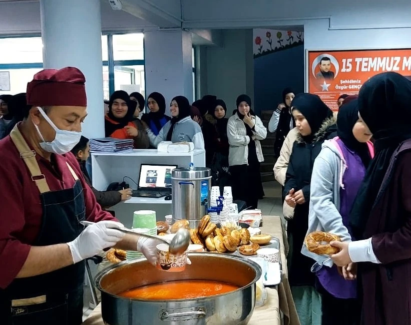 Sabah Namazında Buluştular