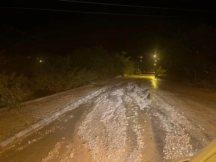 Sivas’ı Sel Vurdu, Evler Su Altında Kaldı