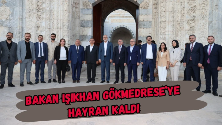 Sivas'ın Tarihi Medresesine Hayran Kaldı