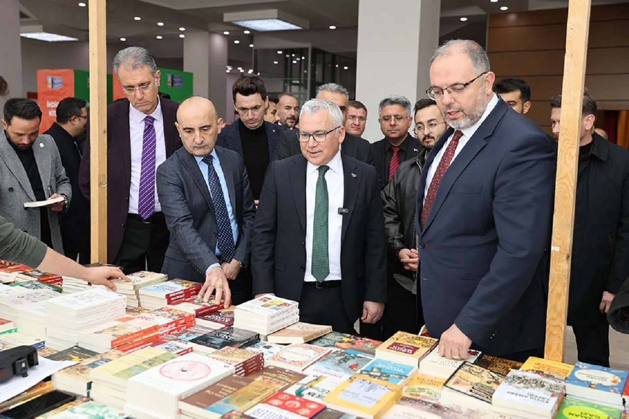 Sivas Kitap Günleri Başladı