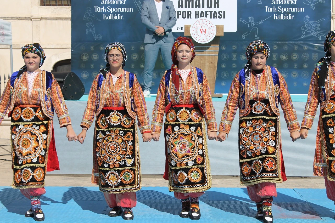 Sivas'ta Amatör Spor Haftası Etkinlikleri Başladı