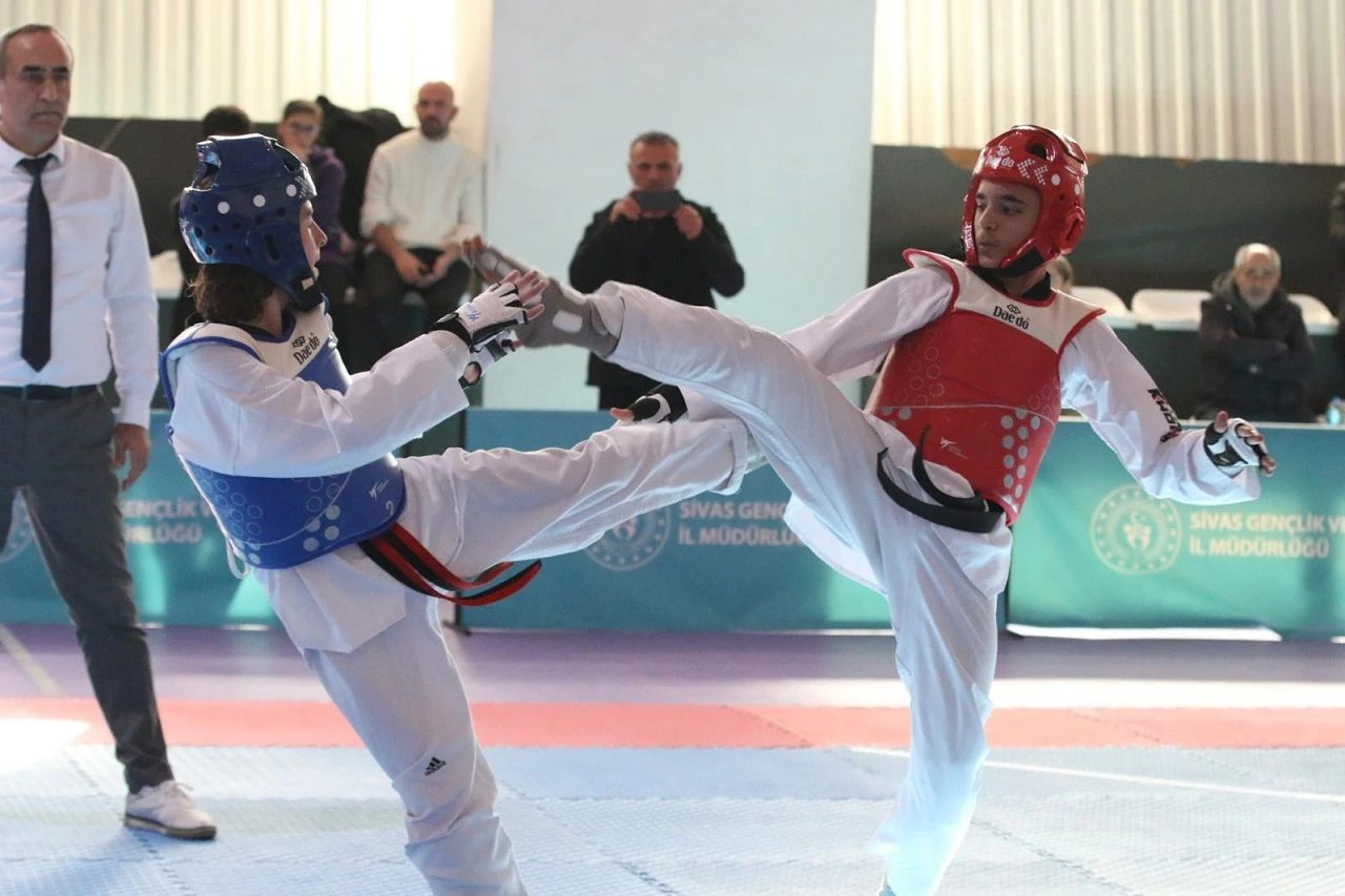 Sivas’ta Taekwondo Rüzgarı Esti