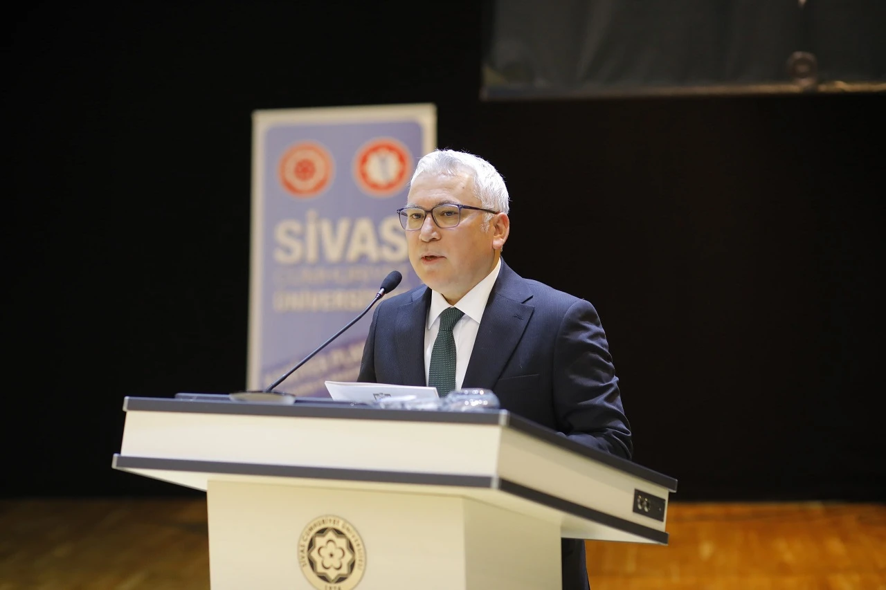 Sivas Valisi: "Dil Milletin Kimliğidir''