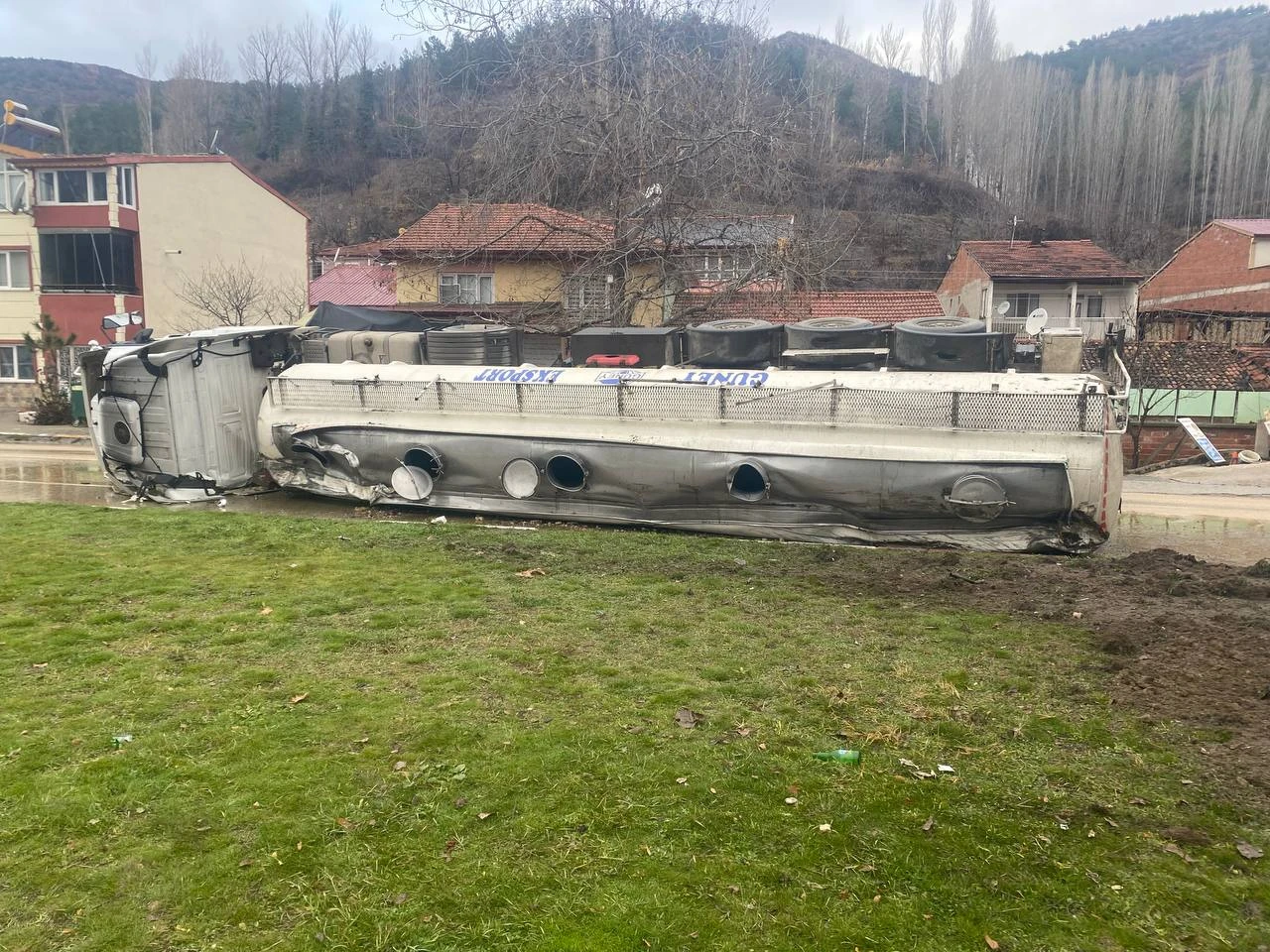 Sivas Yolunda Feci Kaza Peş Peşe Geldi, Yaralılar Var