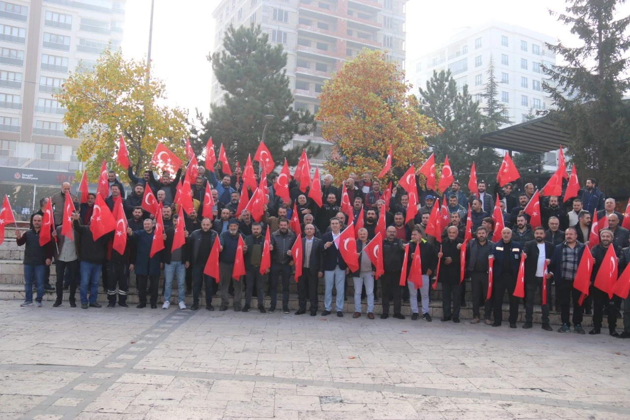 Sivaslı Esnaflardan Teröre Tepki!