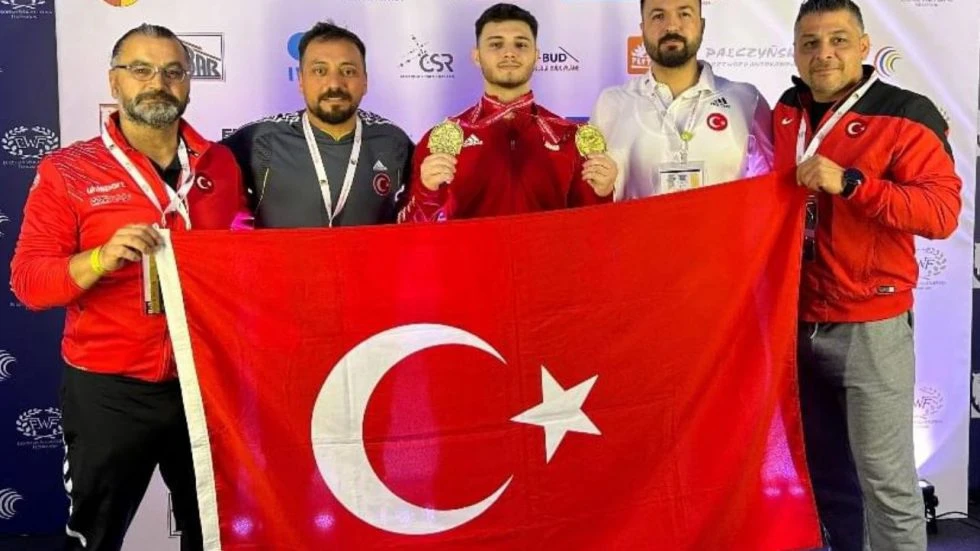 Sivaslı Sporcu Polonya’dan Dereceyle Döndü