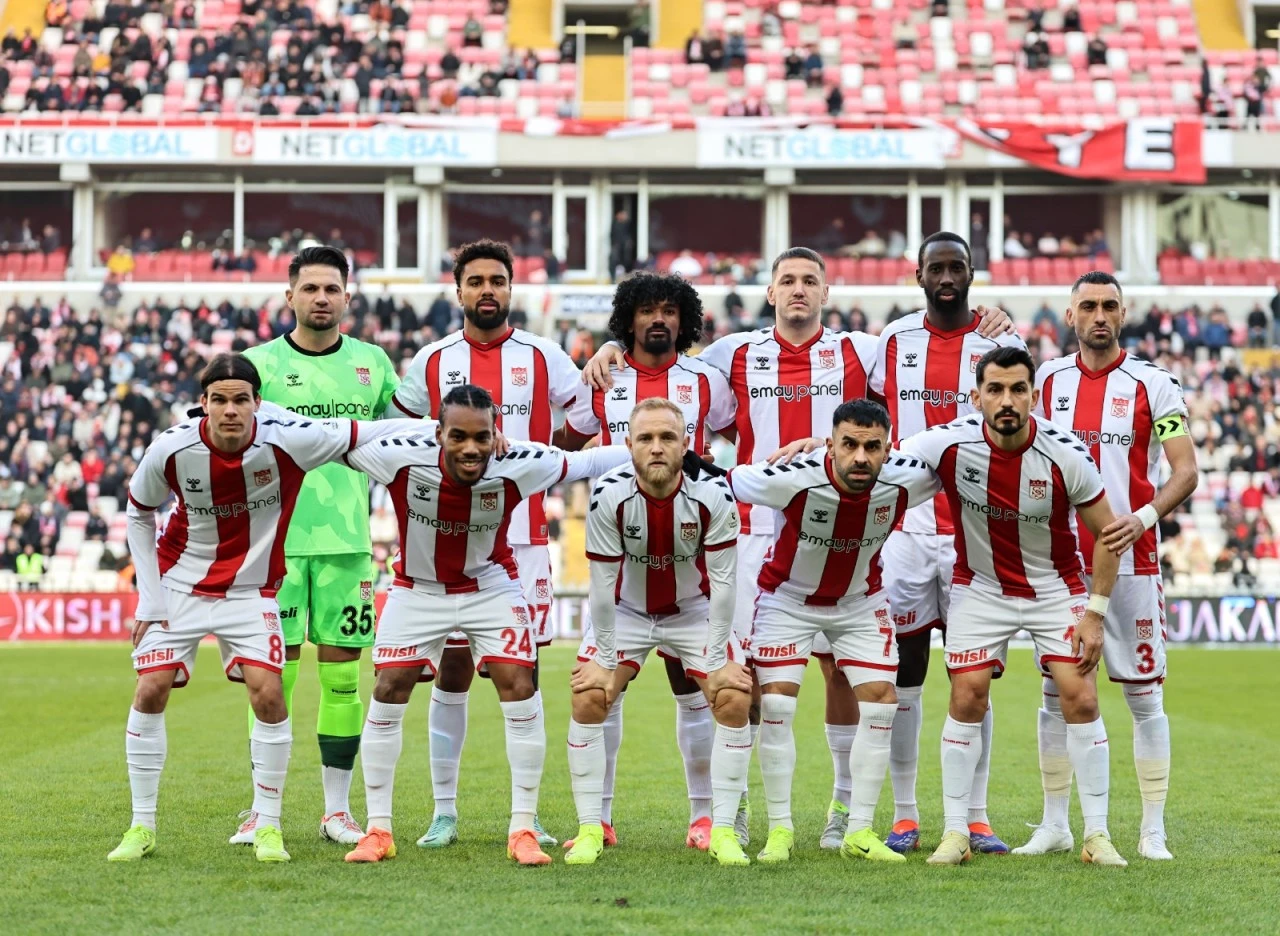 Sivasspor, Antalya’da Kampa Girecek