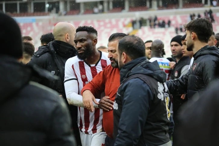 Sivasspor Asbaşkanından Açıklama!