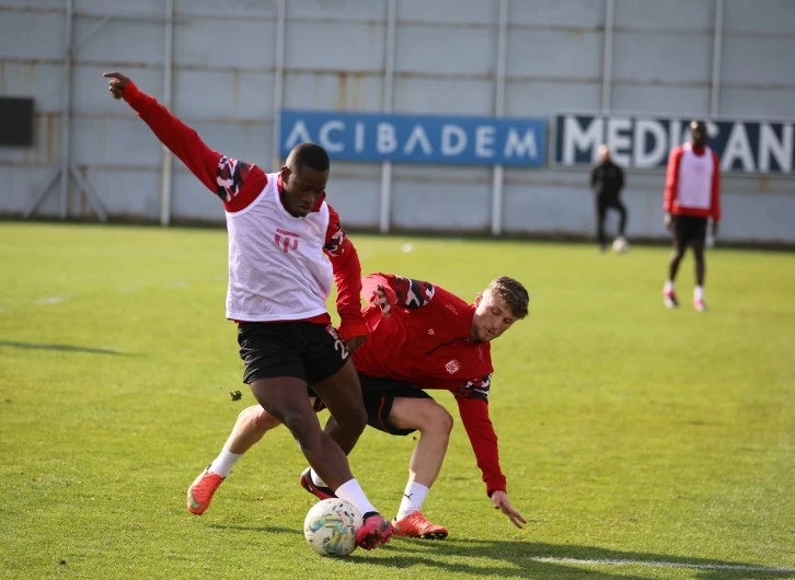 Sivasspor'da Başakşehir Mesaisi 