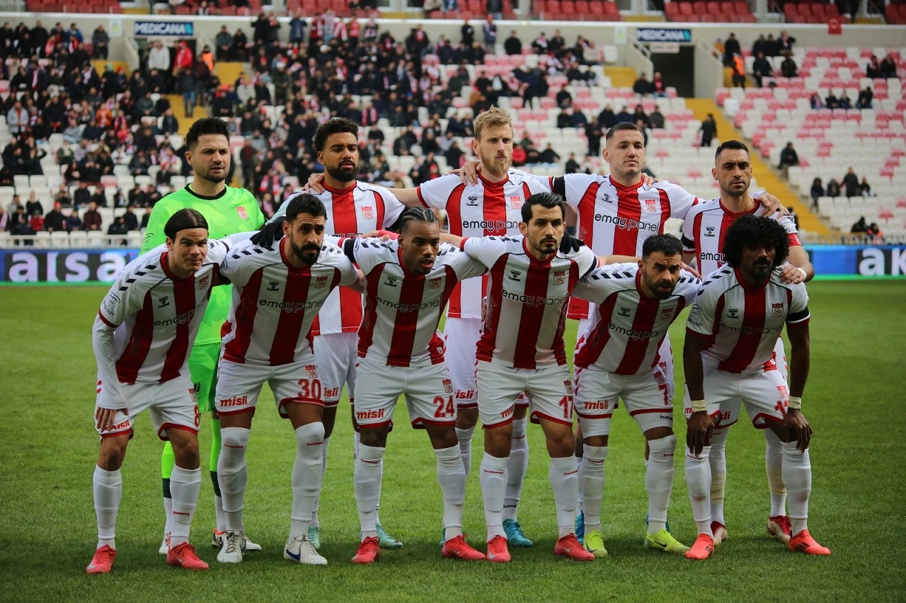 Sivasspor’da Eyüp Maçı Öncesi 3 Eksik