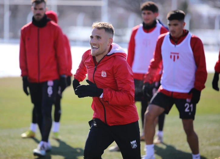 Sivasspor'da Samu Saiz Tepki Topluyor