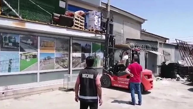 Tel Örgü Dükkanına Operasyon 