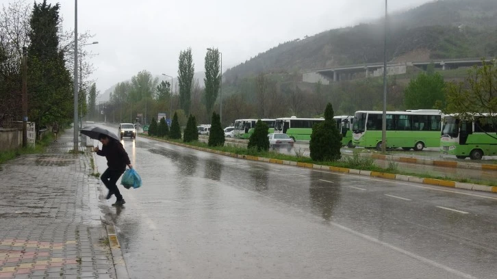 Tokat'ta Sağanak Yağış