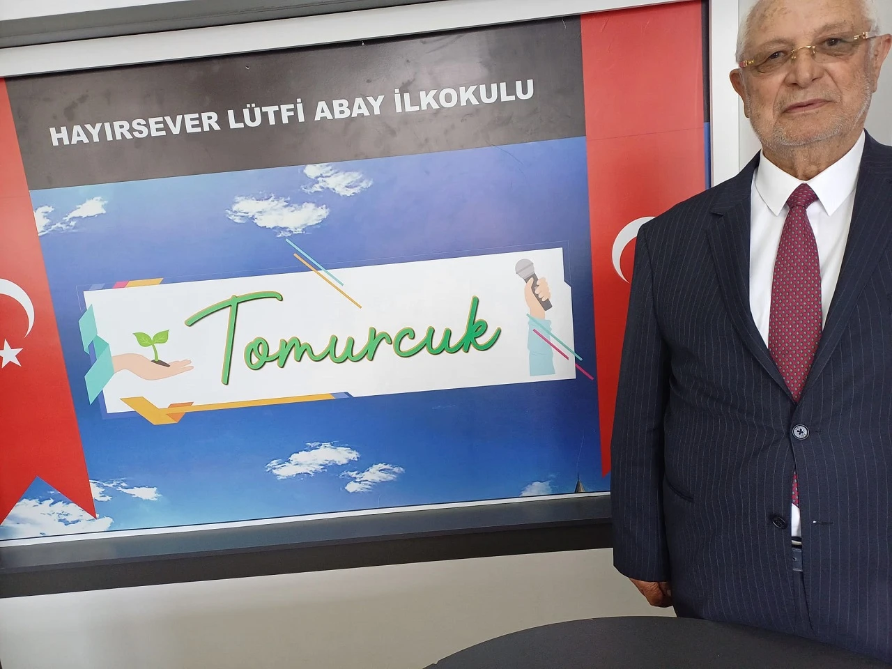 Tomurcuk TV’ye Ekipman Desteği