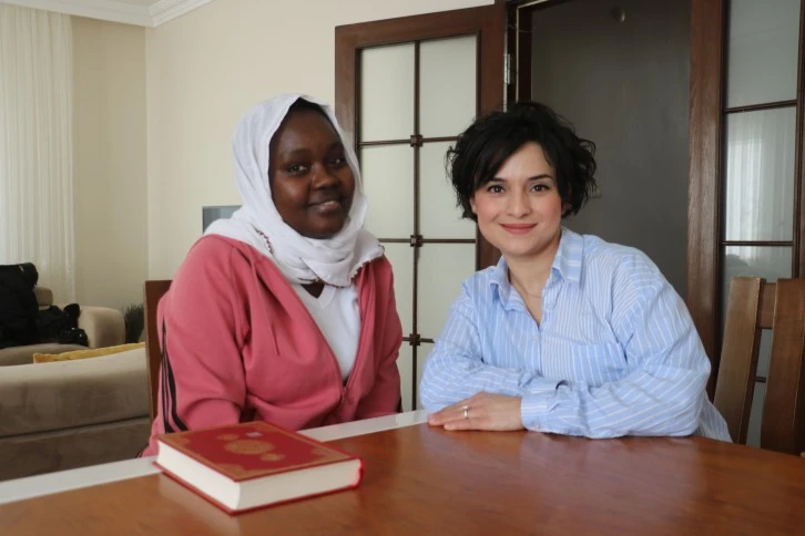 Ugandalı Zeynep: " İyilik Görünce Müslüman Oldum"