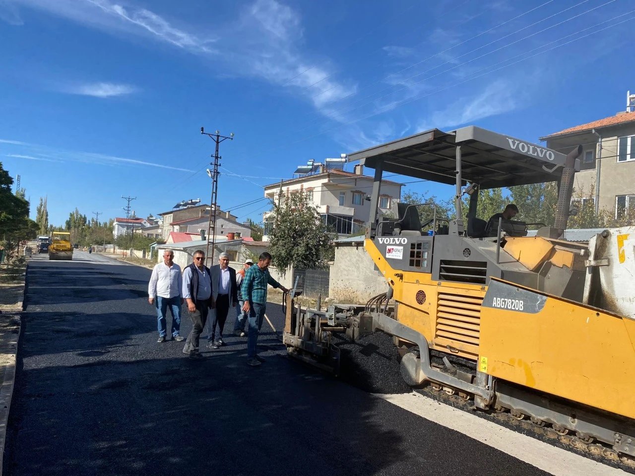 Ulaş'ta Yollar Asfaltlanıyor!