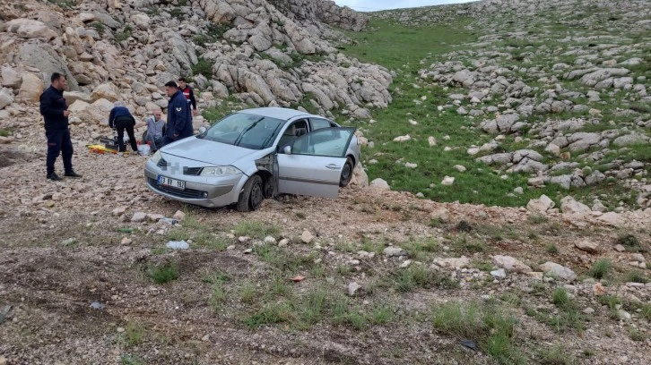 Yağmurun Kayganlaştırdığı Yolda Kaza: 3 Yaralı