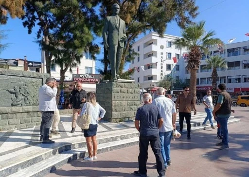 Atatürk heykeline balyozlu saldırı!