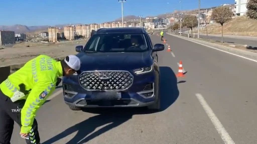 Bakan Yerlikaya açıkladı: Binlerce sürücüye işlem yapıldı