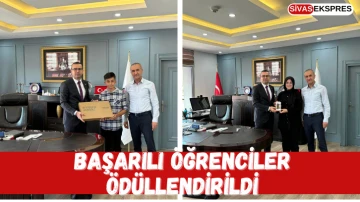 Başarılı Öğrenciler Ödüllendirildi