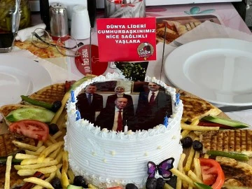 Cumhurbaşkanı Erdoğan'ın Doğum Gününü Kutladı
