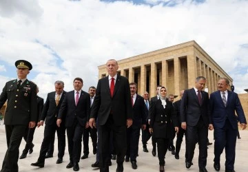 Erdoğan ve Kabine Anıtkabir'de 
