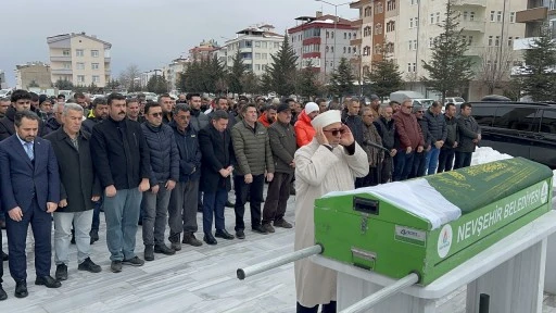 Eski nişanlısının pompalı tüfekle vurduğu Beyza, toprağa verildi