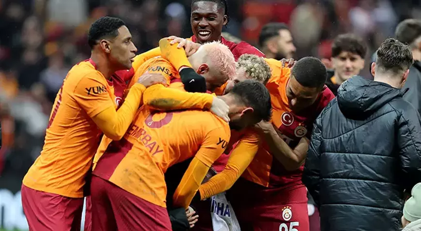 Galatasaray Şok Ayrılık!