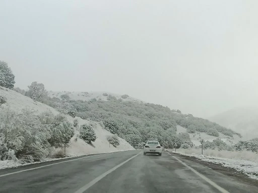 Geminbeli Geçidi'nde Kar Yağışı Etkili Oldu