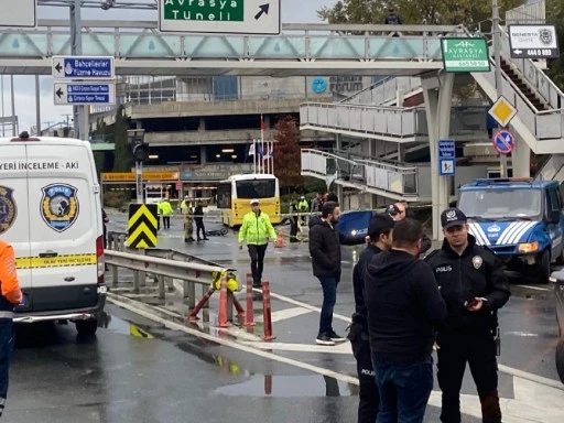 Otobüs polislerin arasına daldı, 1 polis şehit 