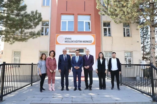 Millî Eğitim Müdürü Erdoğan’dan Mesleki Eğitim Merkezine Ziyaret