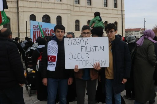 Sivas'ta Üniversite Öğrencilerinden Filistin’e Destek   