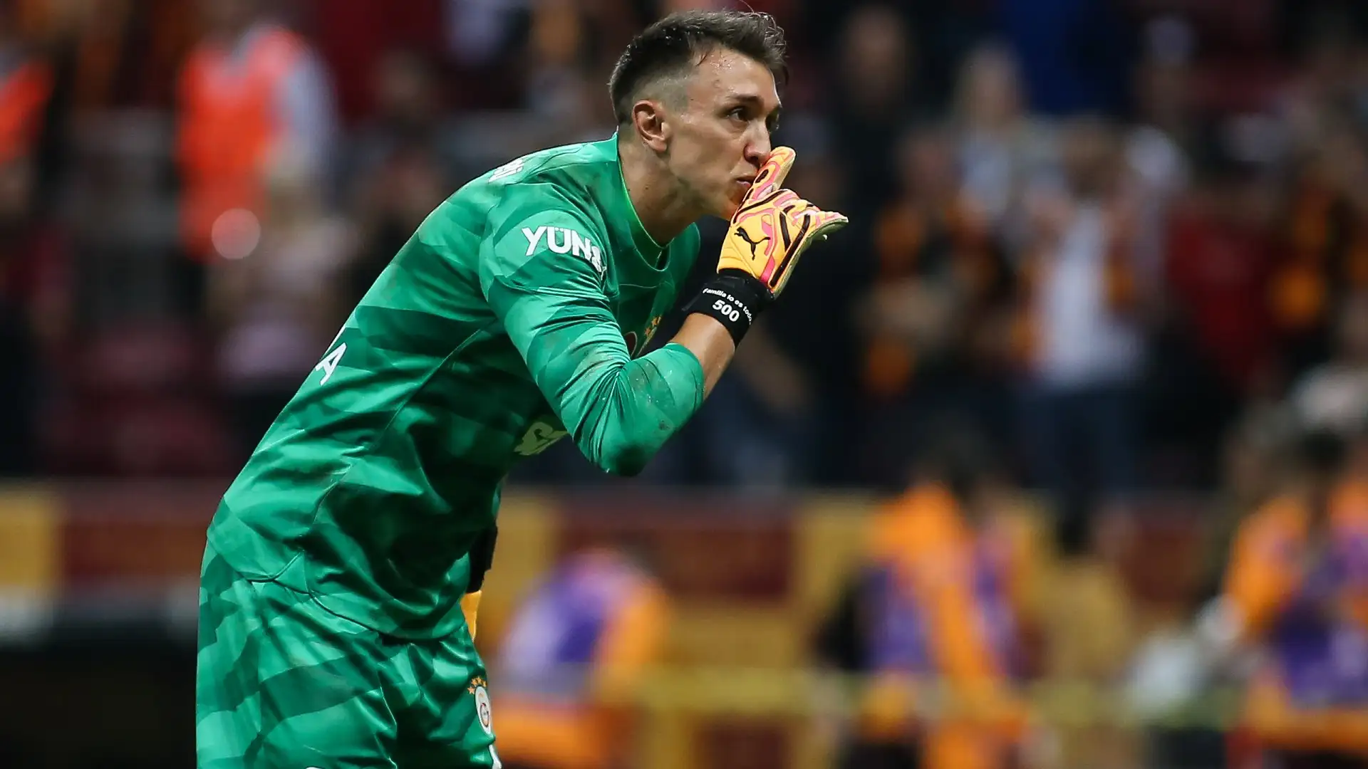 Muslera Sivas'a Gelebilir!