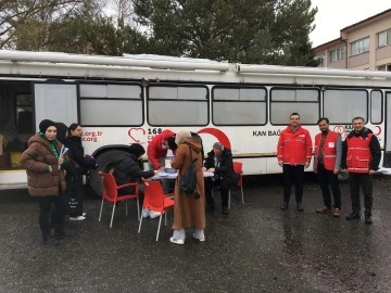 Zara'da Öğrencilerden Kan Bağışına Destek 