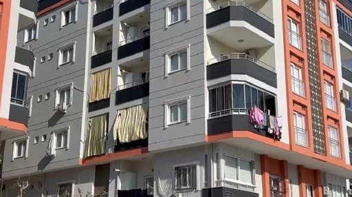 Polis memuru, eşi ve 3 akrabasını öldürdü