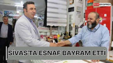 Sivas'ta Esnaf Bayram Etti