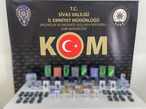 Sivas’ta Kaçakçılar Polisten Kaçamadı 