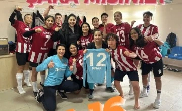 Sivas'ta Kadın Futbol Ekibinde Büyük Başarı