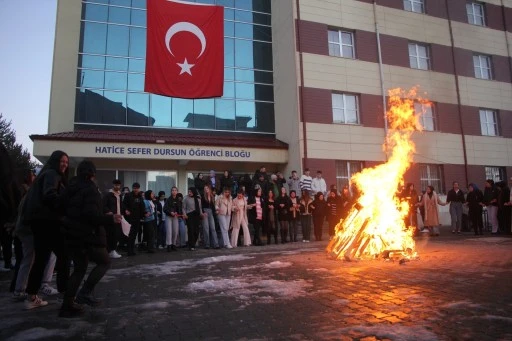 Sivas'ta Öğrenciler Kış Etkinliğinden Buluştu