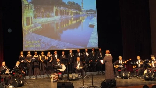 Sivas'ta &quot;Şanlıurfa'dan Kerkük'e Türkü Kervanı&quot; Konseri 