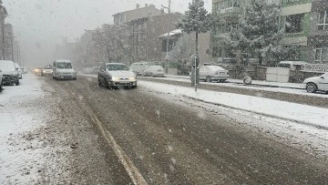 Sivas'ta Yoğun Kar Yağışı