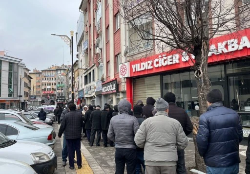 Sivas’ta Zam Söylentisi Kuyruk Oluşturdu